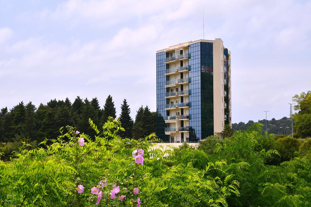 Apartments Crystall Budva Luaran gambar