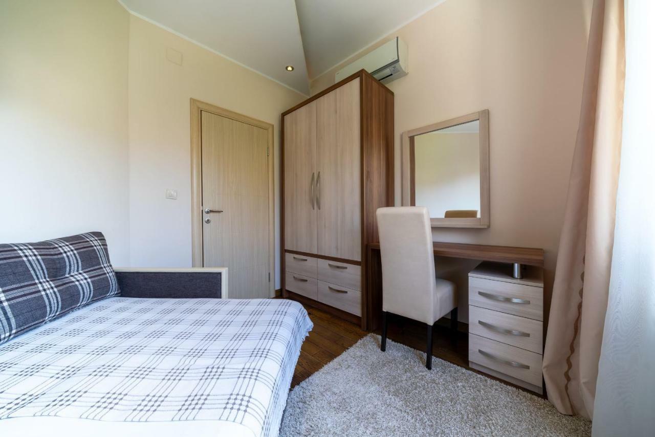 Apartments Crystall Budva Luaran gambar