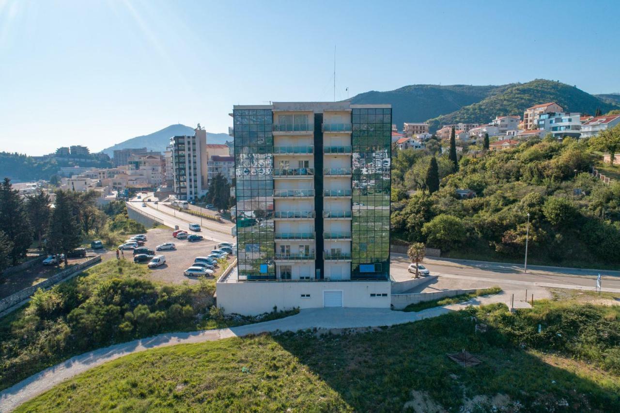 Apartments Crystall Budva Luaran gambar