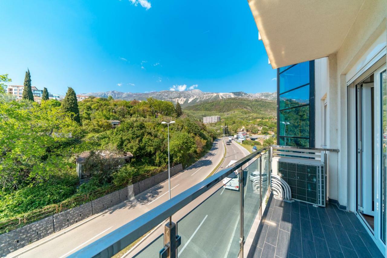 Apartments Crystall Budva Luaran gambar