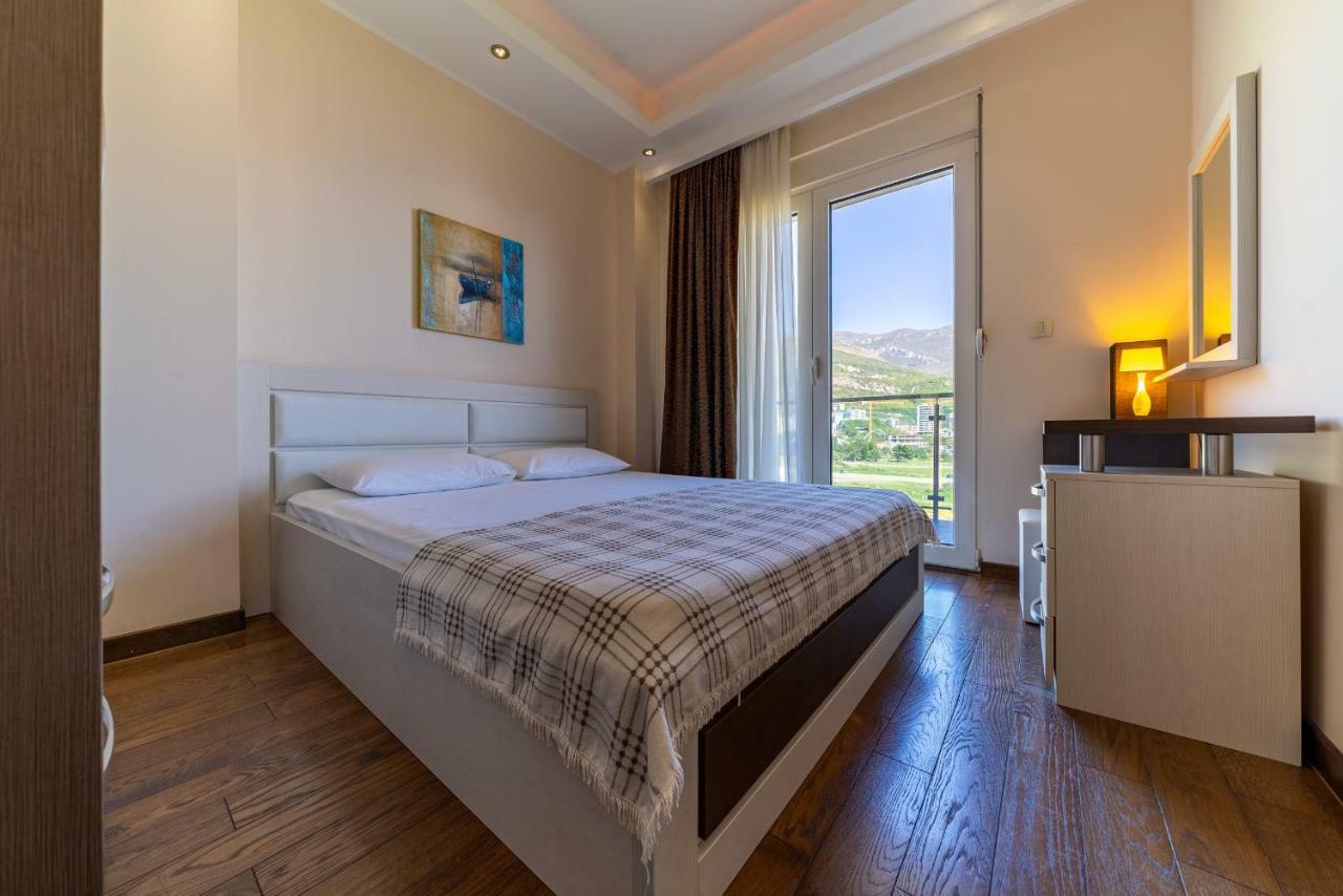 Apartments Crystall Budva Luaran gambar