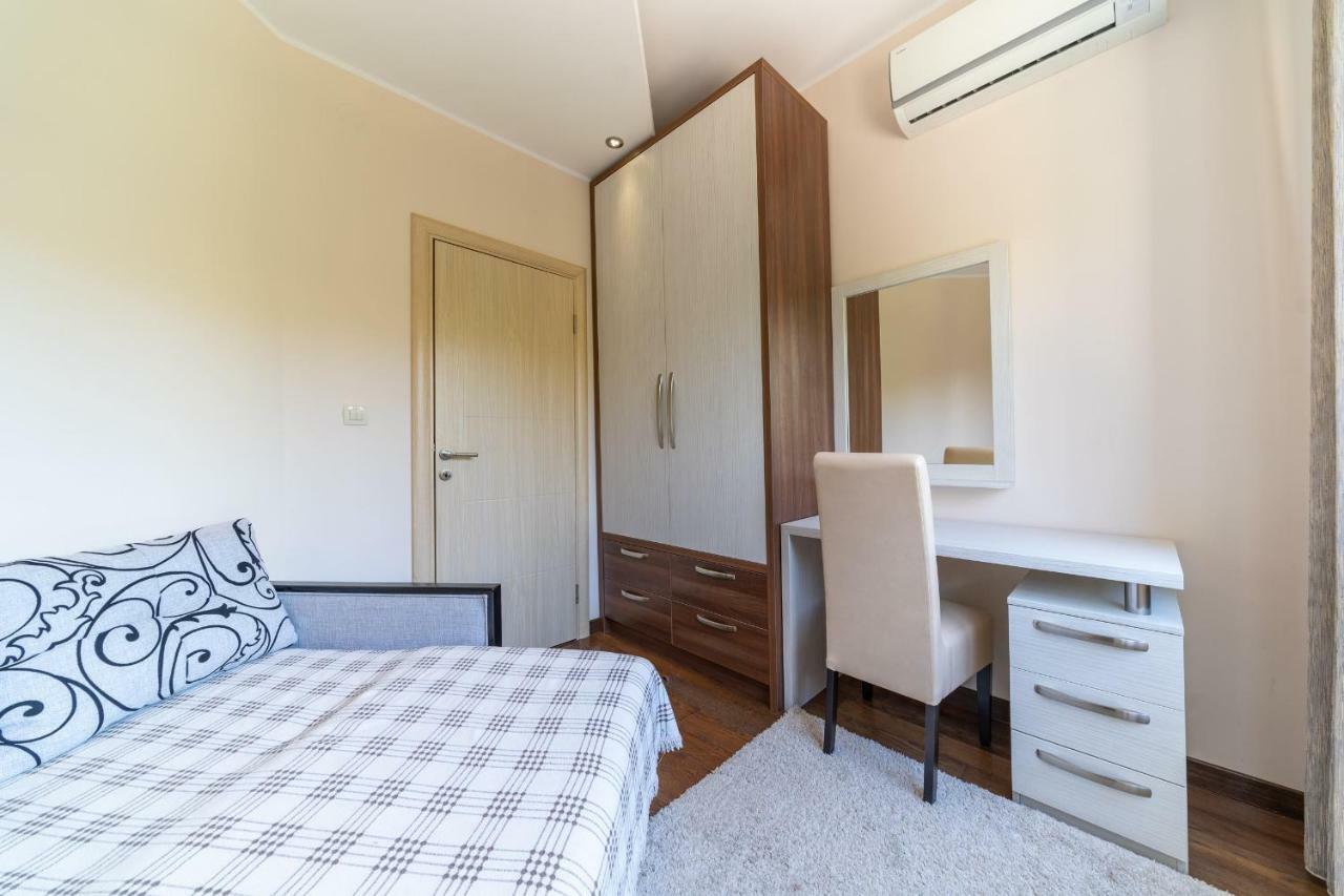 Apartments Crystall Budva Luaran gambar