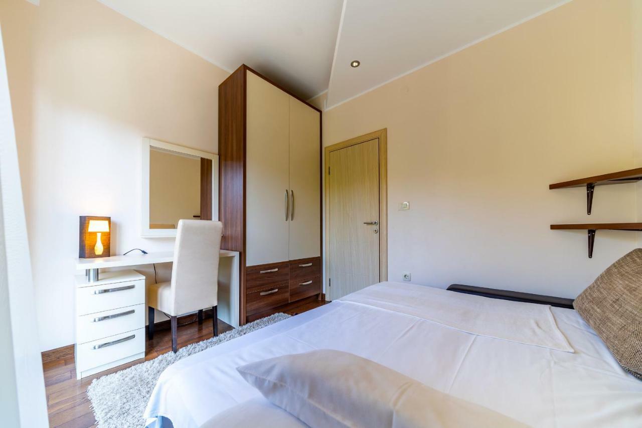 Apartments Crystall Budva Luaran gambar